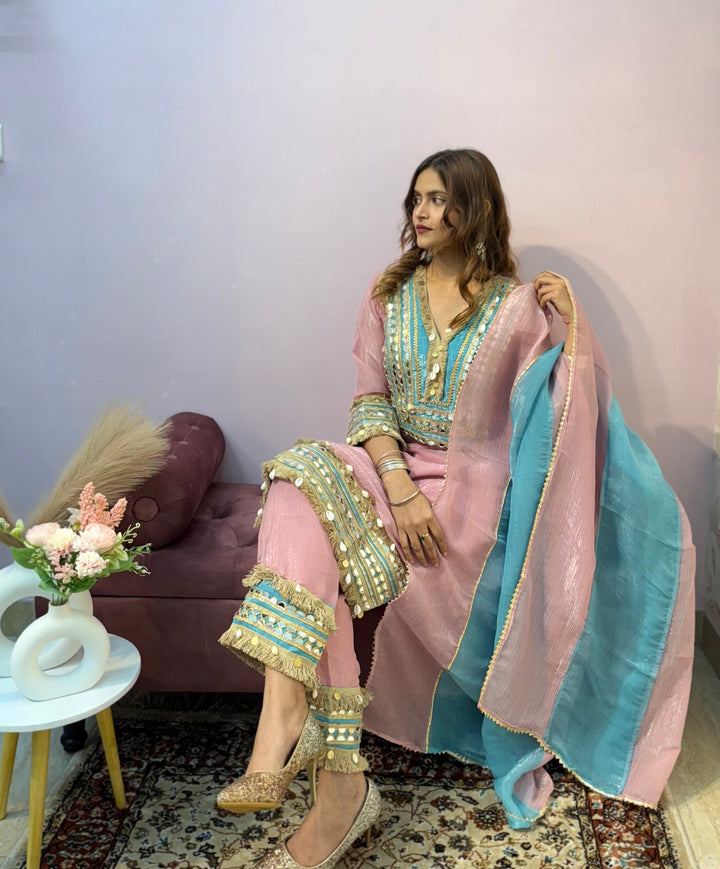 SURKH Suit Set