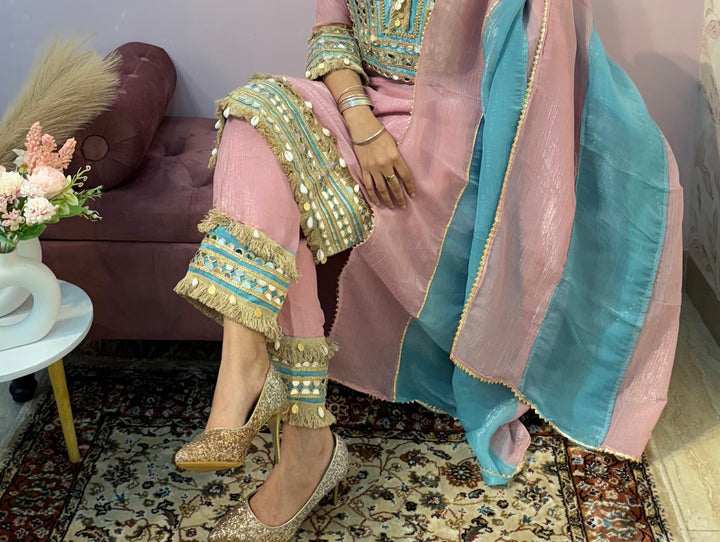 SURKH Suit Set